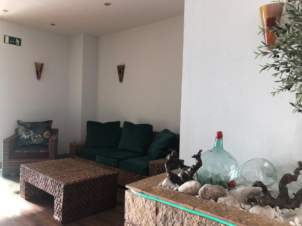 Hotel V.Ciudad Аранда де Дуеро Екстериор снимка