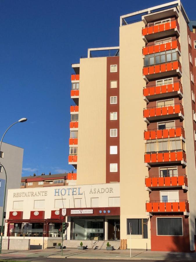 Hotel V.Ciudad Аранда де Дуеро Екстериор снимка